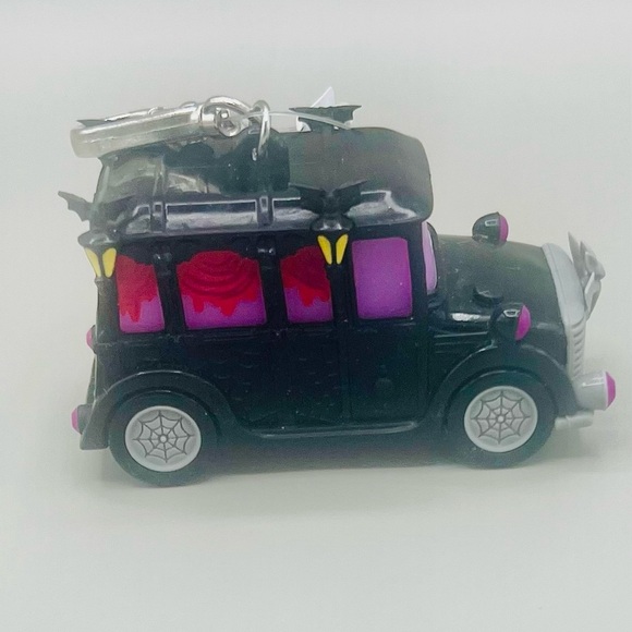 Bath & Body Works HALLOWEEN Light Up/Sounds Hearse PocketBac Holder 1 Hand Gel - Picture 9 of 10